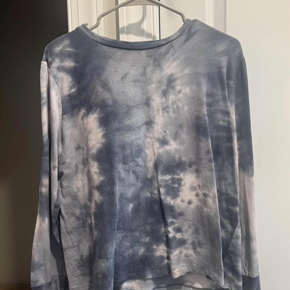 Tie-Dye Long Sleeve Top